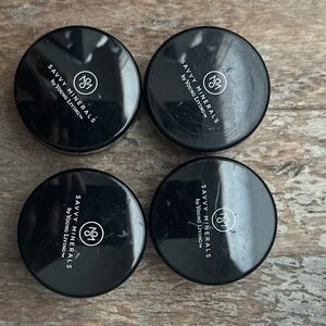 Savvy Minerals Makeup Set